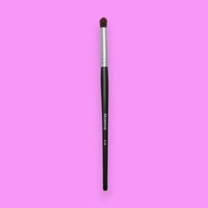Morphe E18 Round Crease Eyeshadow Brush